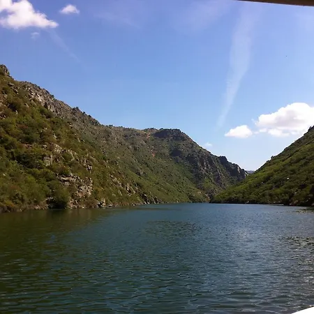 Casa Da Caroline * Freixo de Espada à Cinta