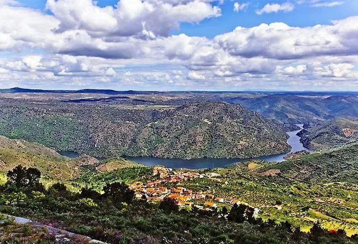 Feriehus Casa Da Caroline Freixo de Espada à Cinta