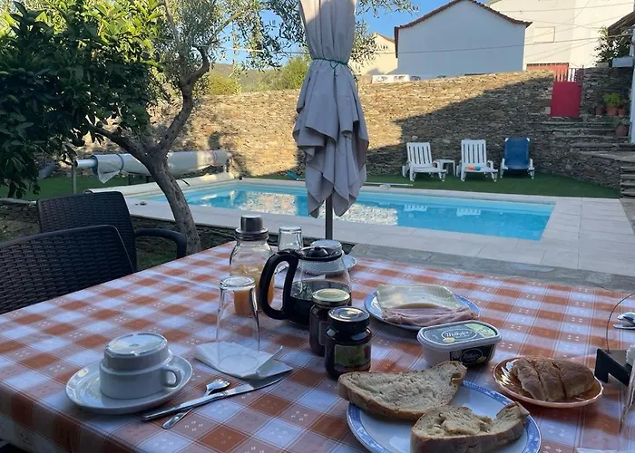 Casa Da Caroline * Freixo de Espada à Cinta